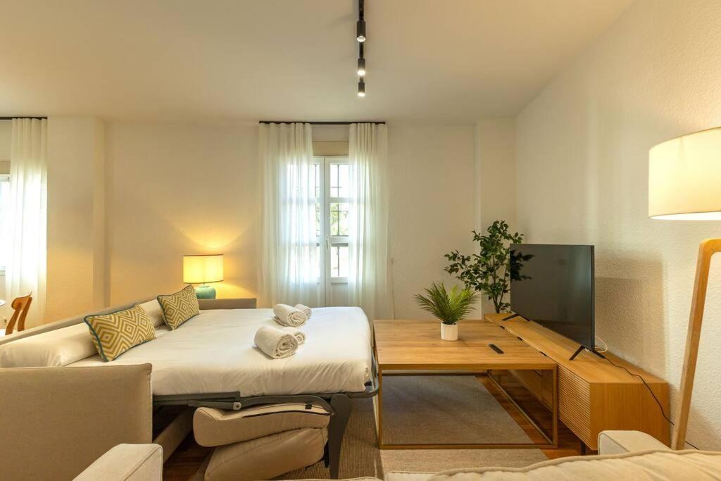 Apartamento Triana Deluxe By Valcambre Sevilla Exterior foto