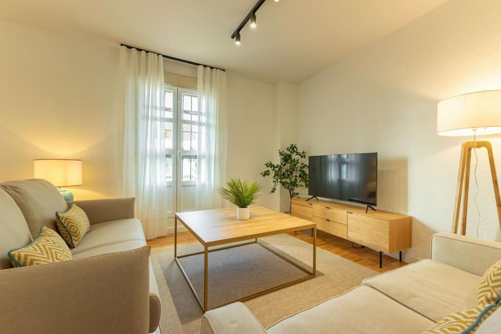 Apartamento Triana Deluxe By Valcambre Sevilla Exterior foto