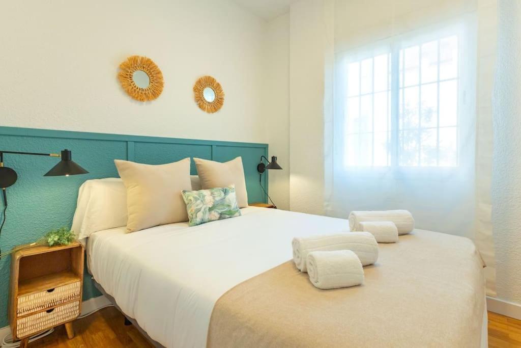 Apartamento Triana Deluxe By Valcambre Sevilla Exterior foto